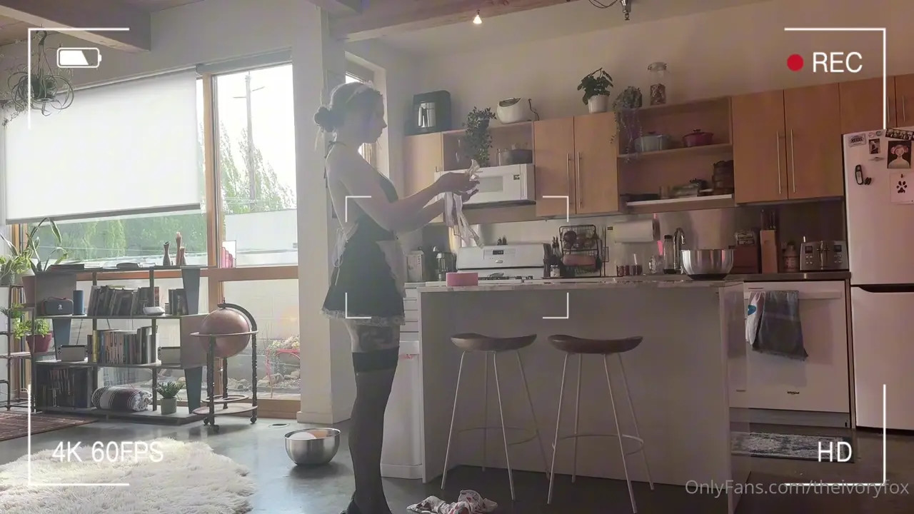 Maid Ivory Fox Gets Fucked By Her Boss In The Kitchen - ePornLeak