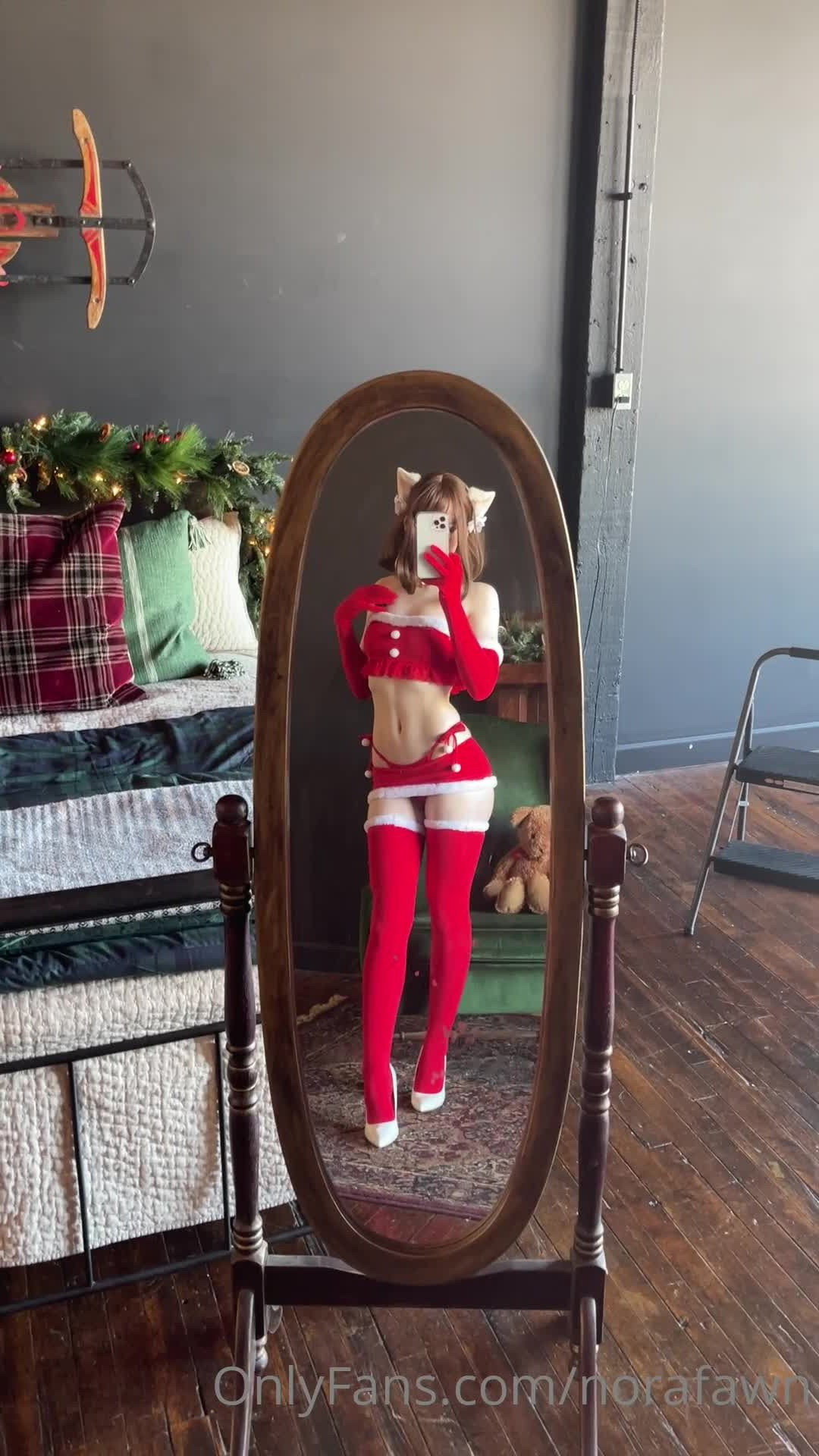 Nora Fawn [ norafawn ] - Hi ;) - ePornLeak
