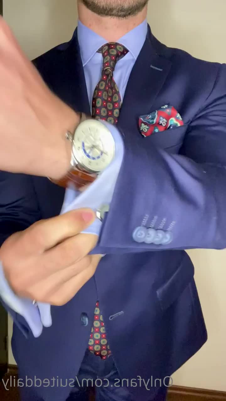 Suited Daily [ suiteddaily ] - This bath   is lonely  cum play with me - ePornLeak