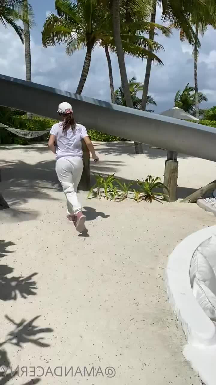 Amanda Cerny [ amandacerny ] - Días mis amores - ePornLeak