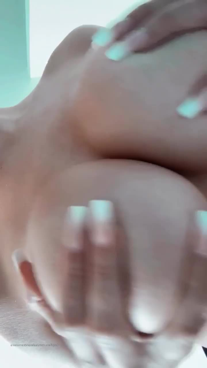 Alexandra moreira [ aalexandramoreira ] - vamos haber como estamos de piernas full sentadillas zancadas - ePornLeak