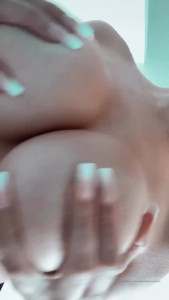 Alexandra moreira [ aalexandramoreira ] - vamos haber como estamos de piernas full sentadillas zancadas