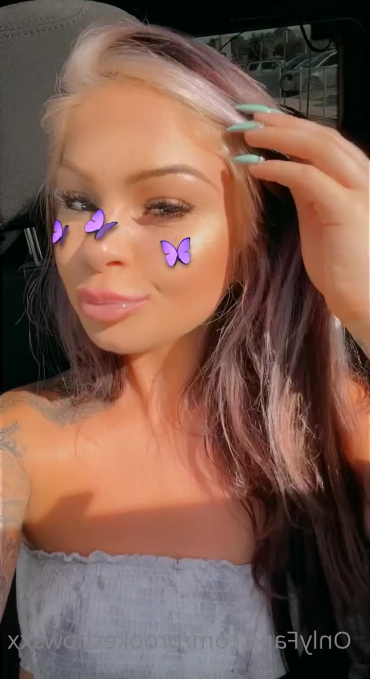 Brooke is 🥛CREAMY🥛 [ brookeshowsxx ] - The hot new clip in your inbox right now! Watch what happens next - ePornLeak