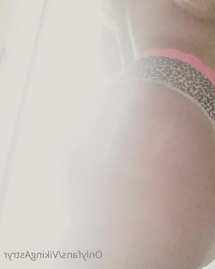Viking Astryr [ vikingastryr ] - Someday I might be able to use this enormous dildo, but for now lets - ePornLeak