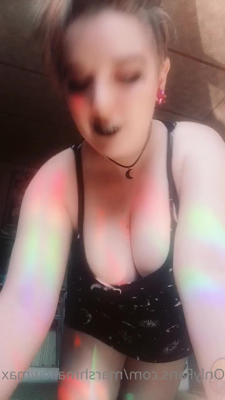 marshmallowmaximus - Ops, side view. Wanna see the front view? 🤪🥵 - ePornLeak