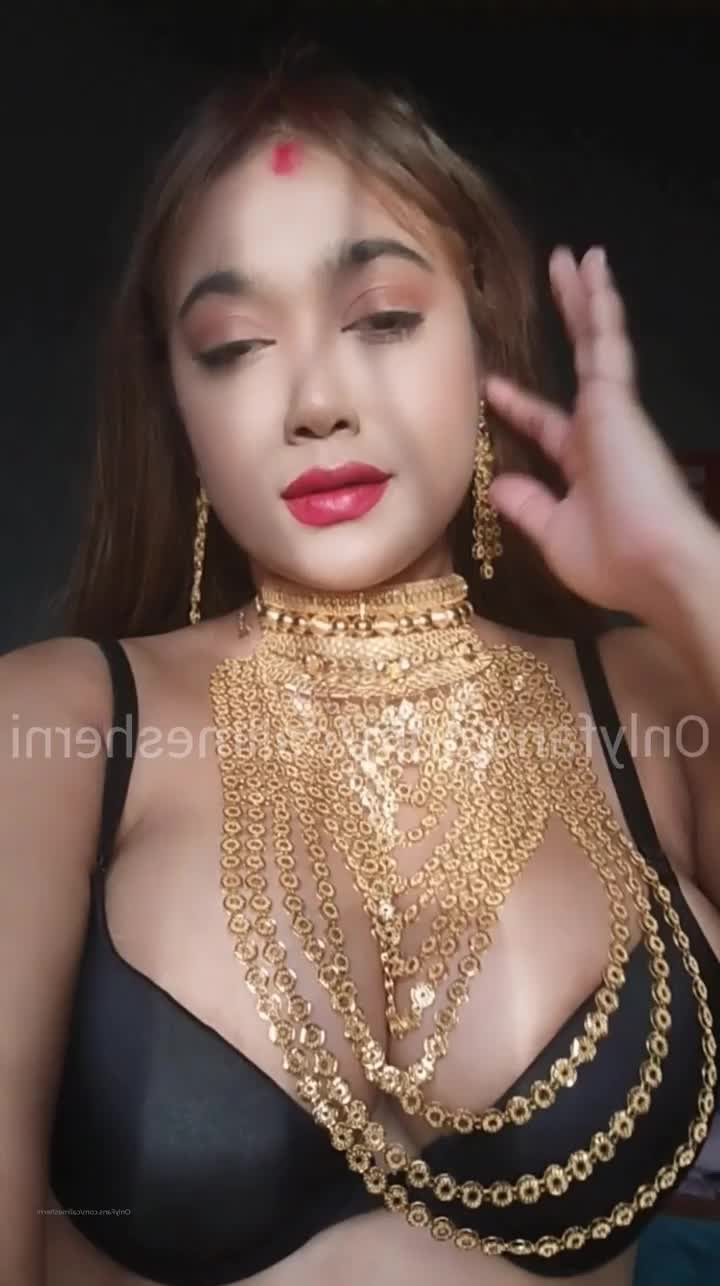 Callmesherni ✪ [ callmesherni ] - Can you think of anything else I could put in my pretty mouth other - ePornLeak