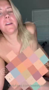 Jaimie 😁 DM me! [ jaimiesmiles ] - 9 pictures in my cow costume, showing pussy and clit, feet, arm