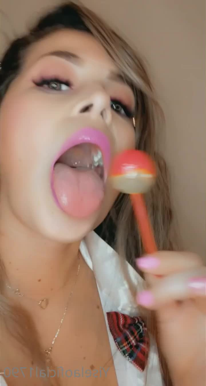 Yisela esperanza avendano chaparro [ yiselaoficial90 ] - Happy Easter from your sexy BBW Bunny! - ePornLeak