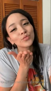 Laney [ pennylanelovexoo ] - Some cheeky selfies bts of this shoot! 😝📸