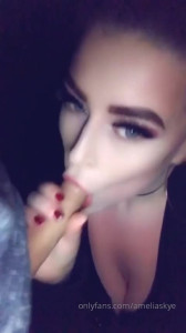 ⭐️ AmeliaSkye VIP ⭐️ [ ameliaskye ] - I need a rough titty fuck!