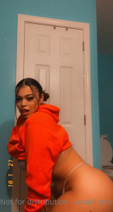 T [ woahhtee ] - Planning to get at least one load of cum on my face today as long as