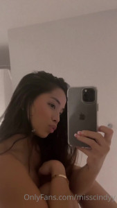 Cindy [ misscindyy ] - Finally starting to feel a little better, hoping to be well enough to