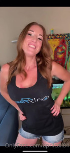 aprilcali84 - Do you like me in red? I do! 💋 So much in fact that I had to make