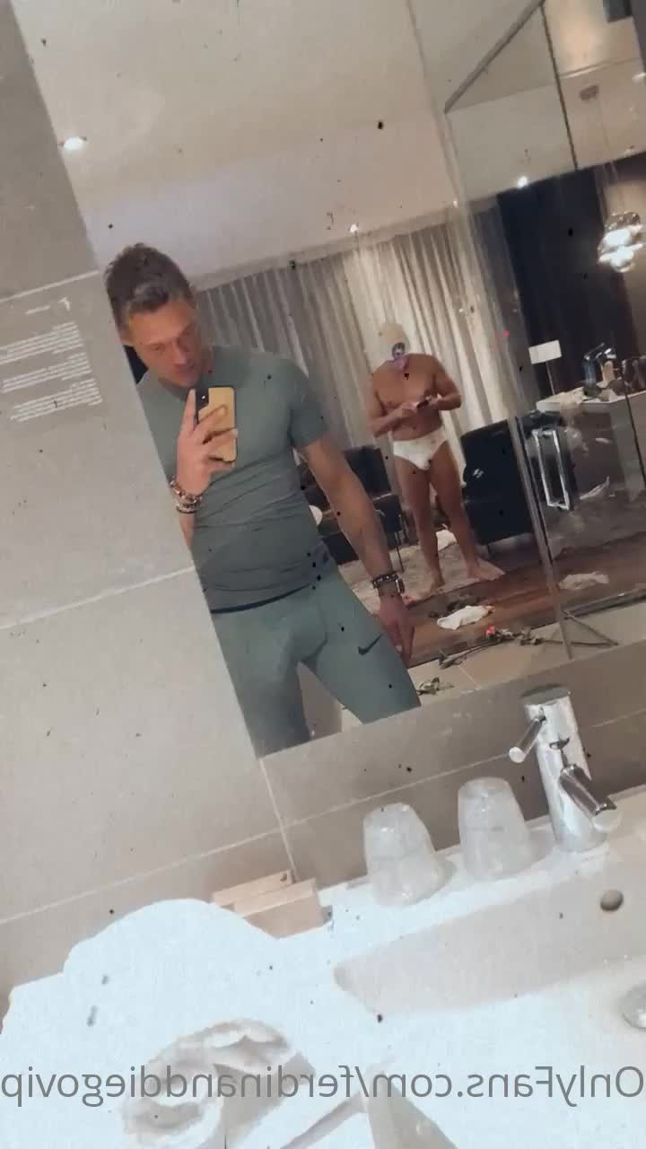 Ferdinand Diego VIP [ ferdinanddiegovip ] - Happy Sunday handsome 💜 - ePornLeak