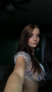 Julia Burch [ julia.burch ] - Ugh I gotta wash my sheets again