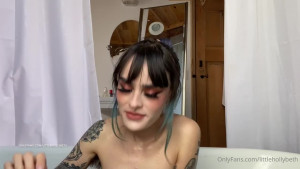 ❤️𝖍𝖔𝖑𝖑𝖞 𝖇𝖊𝖙𝖍❤️ naughty, natural [ littlehollybeth ] - More beach boobs for ya'll!