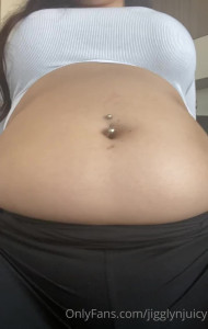 JigglyNJuicy - I feel so cute and sexy in this, and when I take it off