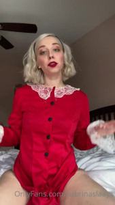 Sabrina Slaays [ sabrinaslaays ] - Just a little something I was wearing at Sexpo today 😜 Let me know