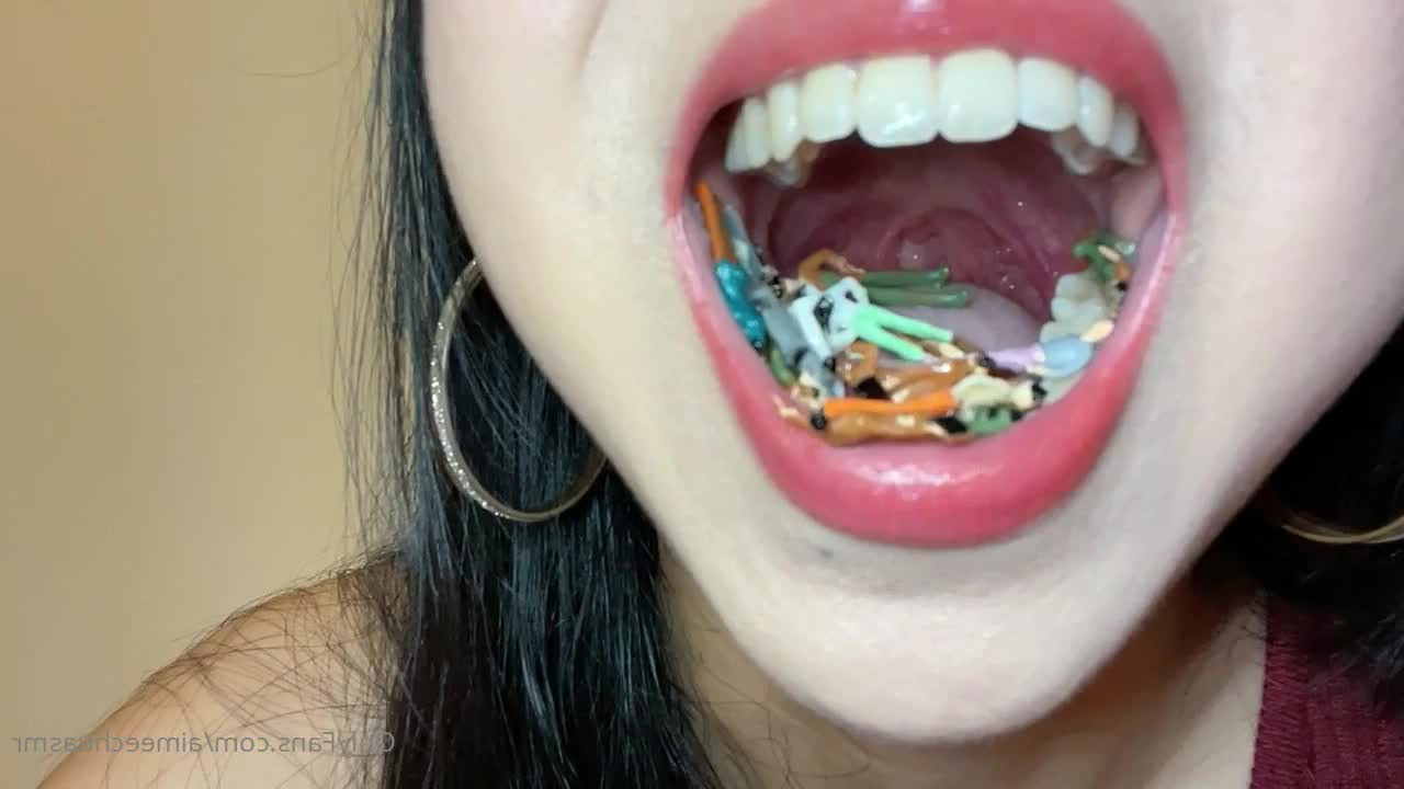 Aimee Chu [ aimeechuasmr ] - Come eat it - ePornLeak