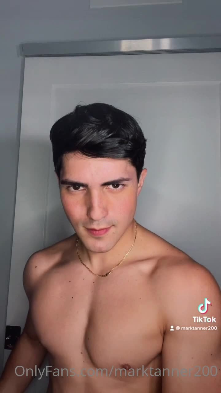 Mark Tanner [ marktanner200 ] - 哎，你干什么呀 是，是我做的有点过火了 求求你 - ePornLeak