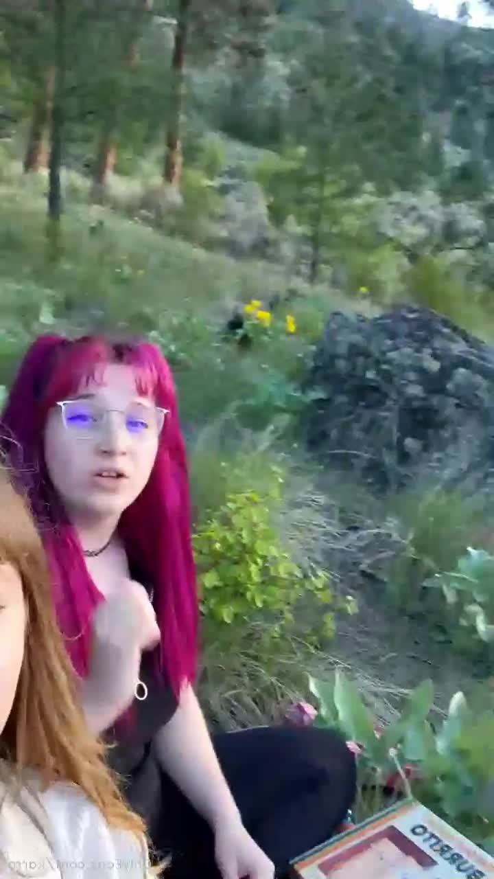 Bimbo supreme with extra yeast [ karra ] - Juicy buttocks turn on you, right? 🤤 Do you want me to spread them - ePornLeak