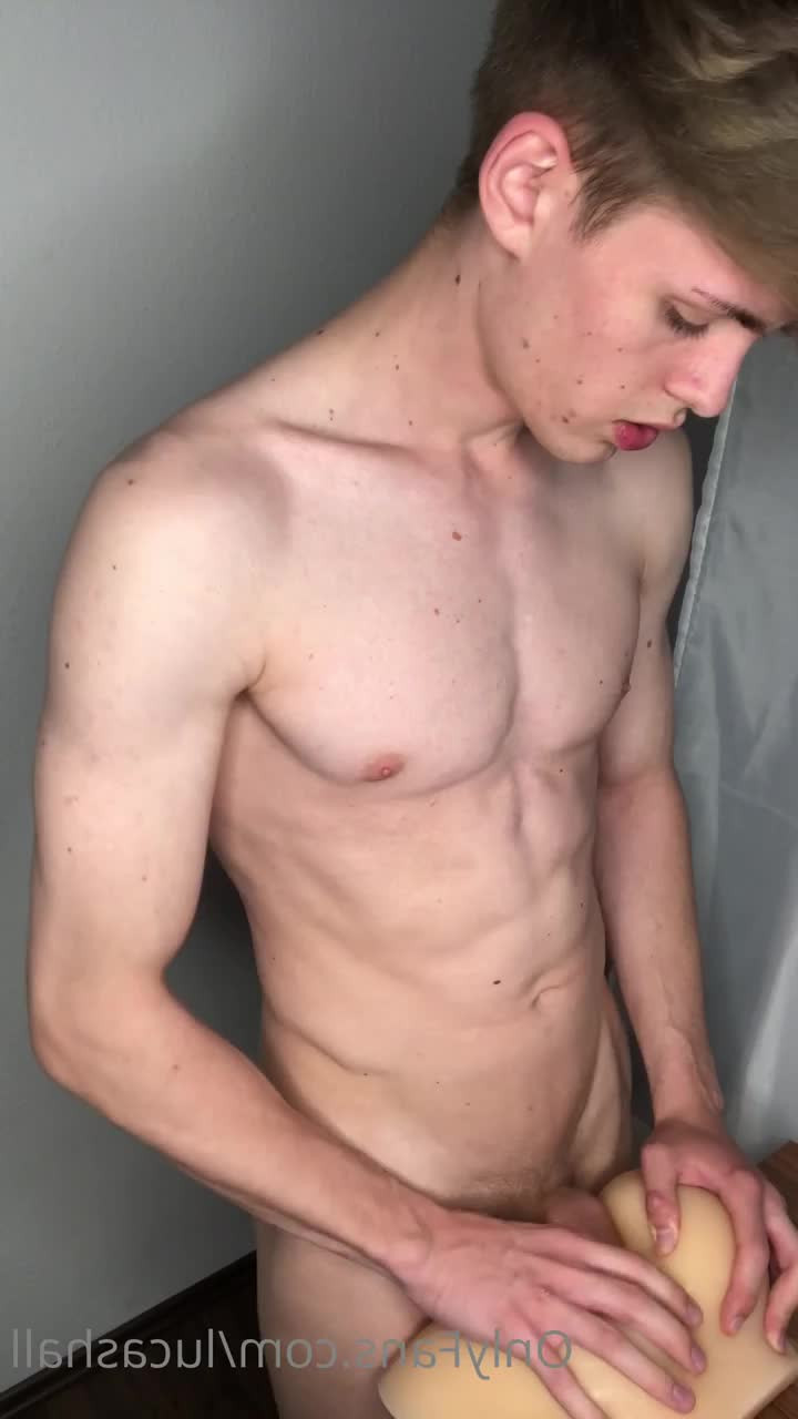 Lucas Hall [ lucashall ] - titpic - ePornLeak