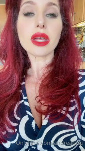 andrearosu - La baby y sus vecinos o amigos  Hoy tuve una visita especial así que