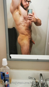 John Kitan [ johnkitan2 ] - Rebillers get sooo much free every week its CRAZY 😨😝 make sure