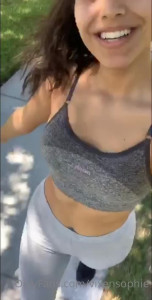 Sophia Del Mar 🌊 [ vixensophia ] - Te mando un besito mi amor 🔞🥵🔥😈🍑💦