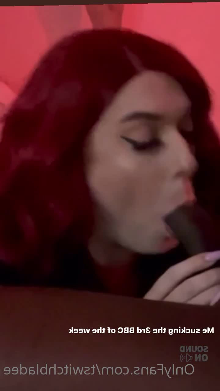 Tswitchbladee - Butt whyyy 🤷‍♀️🍑 - ePornLeak