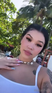 Mulan Hernandez [ mulanhern ] - Termine de hacer un poco de ejercicio   Ven a verme https onlyfans