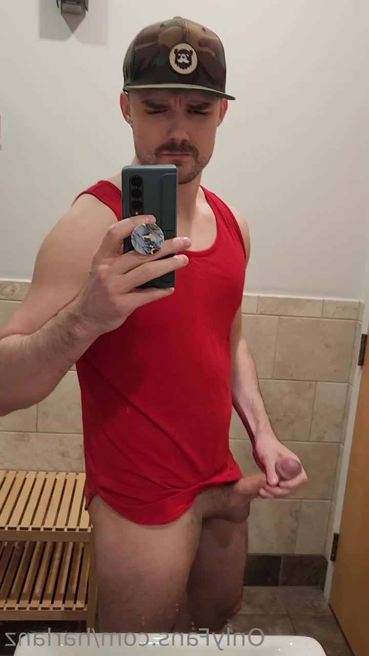 Harlan [ harlanz ] - do you like my outfit?🥰😘 - ePornLeak