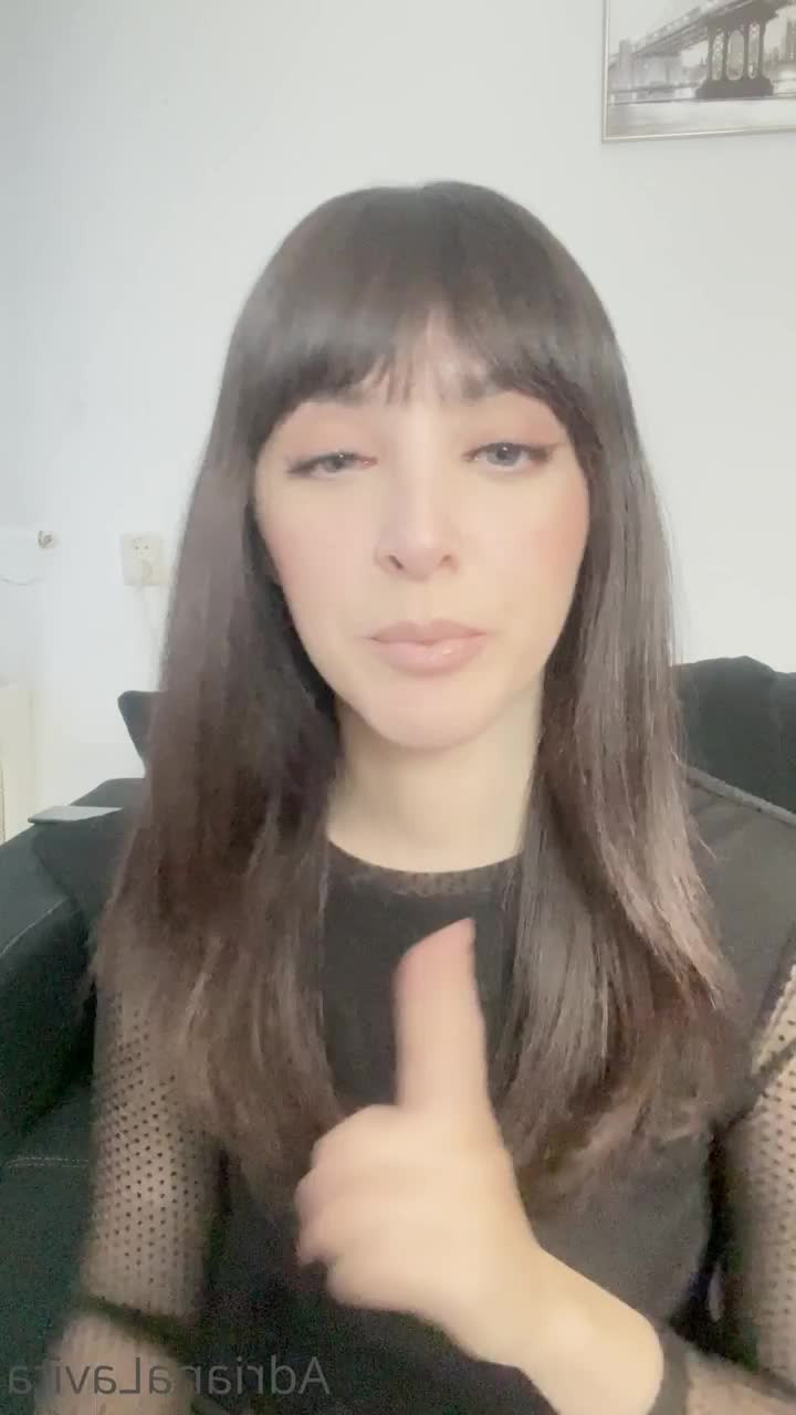Adriana [ adrianalavita ] - Goog morning X 🤩 - ePornLeak