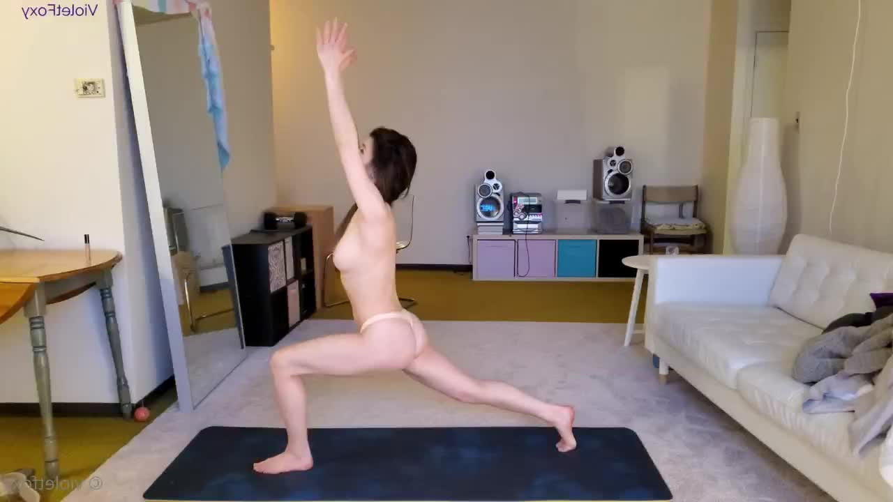 VioletFoxy - Just relaxing in bed  what are you up to my flock  Remember Full Moon - ePornLeak
