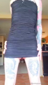 pussypumppeach - if y’all wanna see some action on a pole, u should help me get it