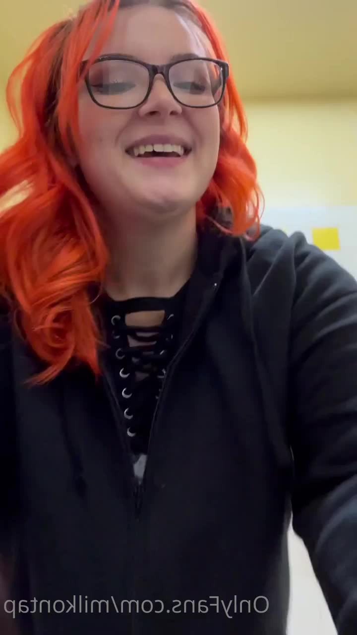 MommyMarie💖 [ milkontap ] - Just snapped a cute selfie  feeling a bit playful    Wanna join the - ePornLeak