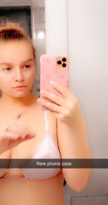 Badd Angel [ baddangel ] - Doesn’t my girly look good 🤤🥵@rubyrhodes69