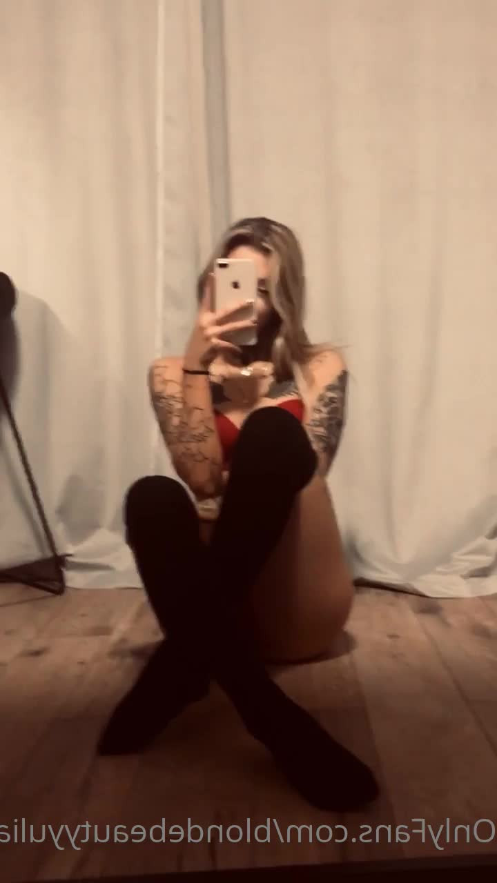 Yulia [ blondebeautyyulia ] - Have a Goodnight 🌙 - ePornLeak
