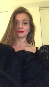 Rita Faltoyano® [ rita_faltoyano1 ] - Aren’t I just a cutie pie? 😍💖 I bet your thinkin about suckin