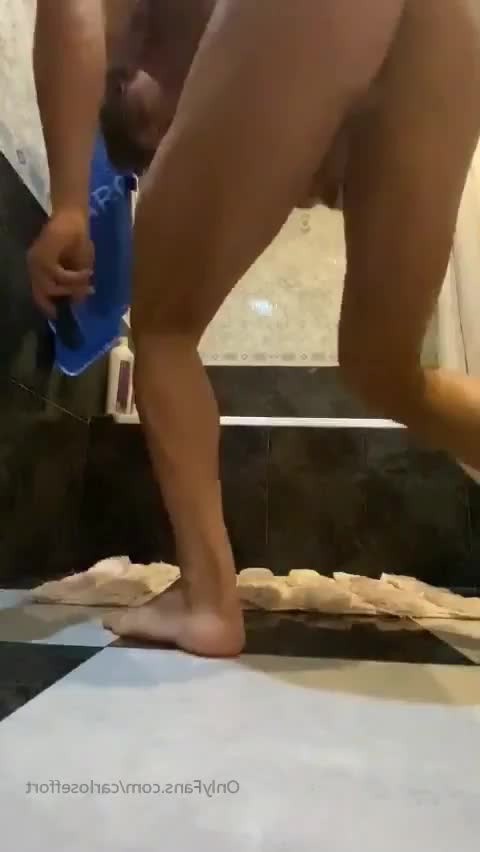 Carloseffort [ carloseffort1 ] - Who wants this view - ePornLeak