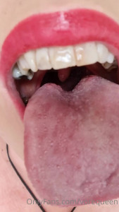 Voracious Vixen [ vorequeen ] - Check ur DMs baby i want u to see my Pussy. New photo set I’m horny