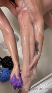 ⭐Angel DeLuca⭐ 18+ [ angeldeluca ] - Hey, everybody 💋🥰 How do you like my gentle makeup today?