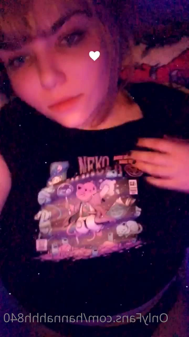 Hannah Bee 🌻🐝 [ hannahbee840 ] - More anal training  I need the real thing in me - ePornLeak