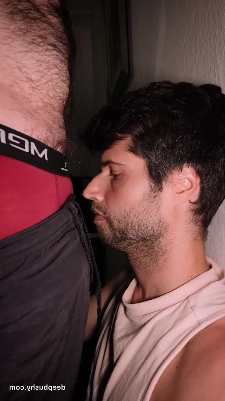 Jacob [ throatbuddy ] - Sorry loves I've been really sick and poopy this last few days - ePornLeak