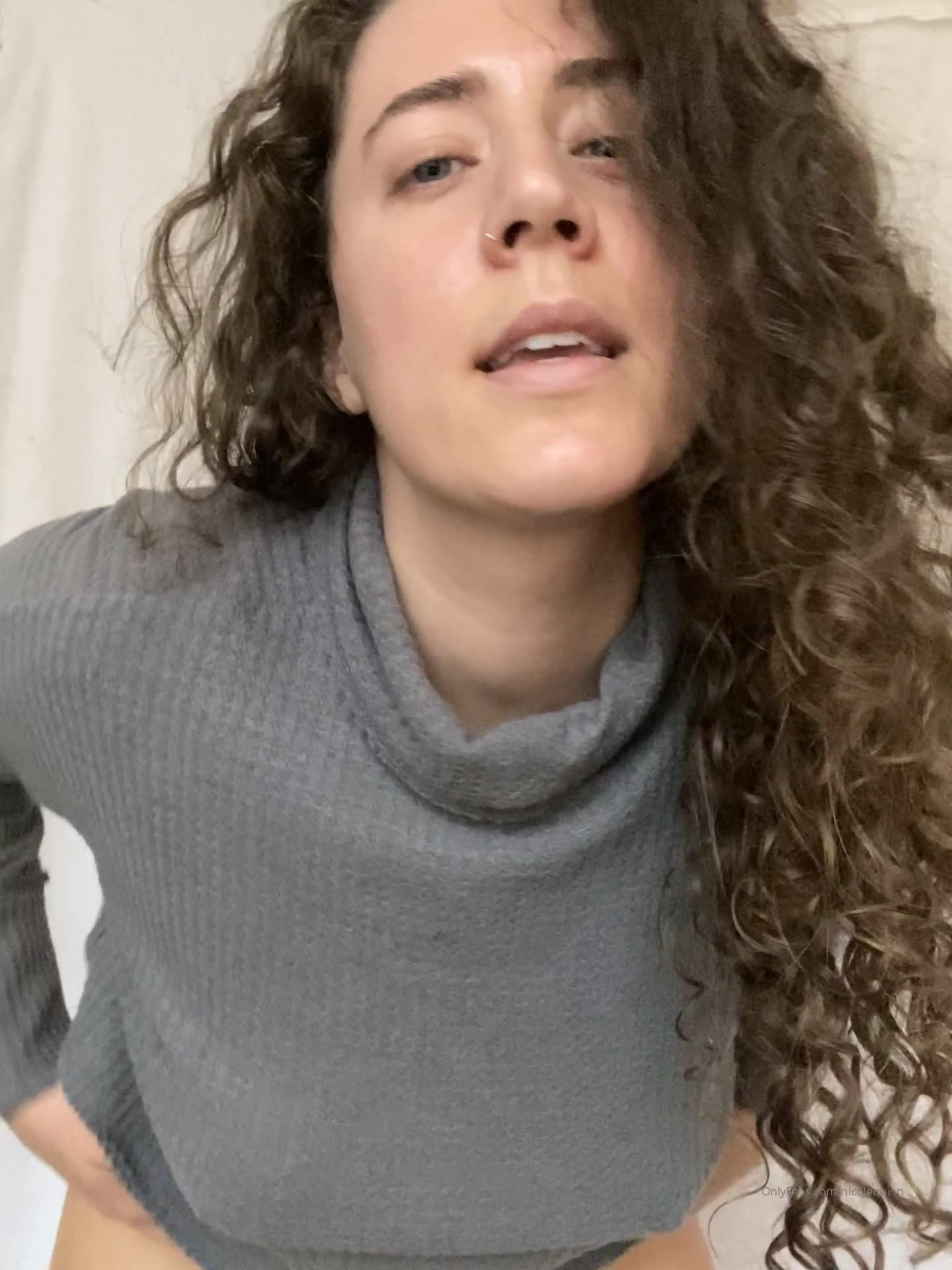 Nicole Quinn [ nicolequinn ] - We love a good booty bounce   DM for the full video - ePornLeak