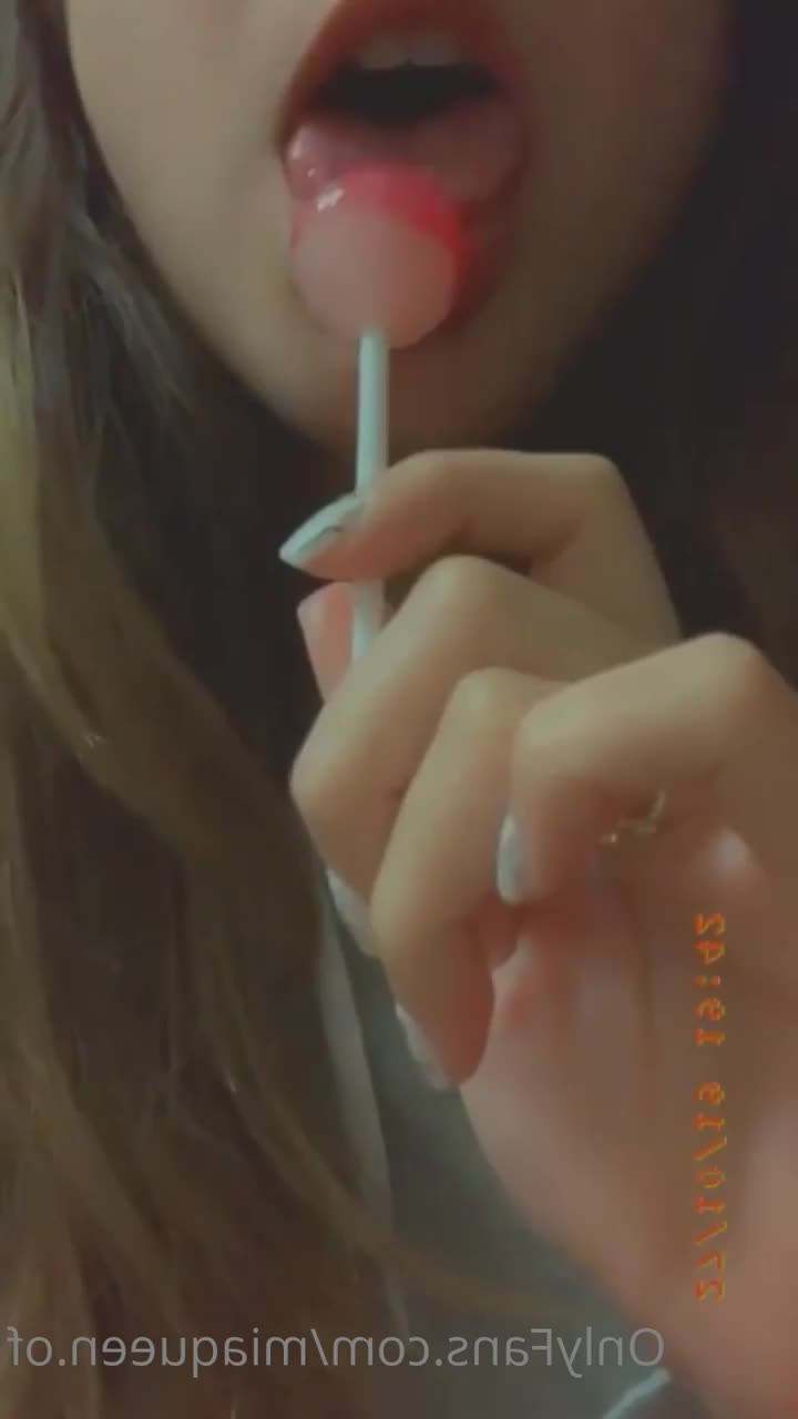 Mia Queen 💋 [ miaqueen.of ] - hello i wanna say thank u for all my fans who help me to build up a - ePornLeak