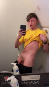 Ashton White [ whiteshton ] - Couple pics from yesterday