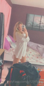 Avery Cristy [ theaverycristy ] - I want be your little baby