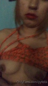 Yeradi Félix [ yyfelix ] - Is that a sexy outfit what you like?  Banana outfit😂