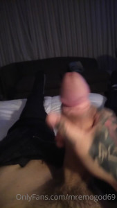 Chris December [ xxchrissdecemberxx ] - Your free use stepsister lets you use her holes anytime you want 🥵